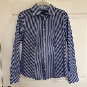 Talbots classic cotton button down shirt